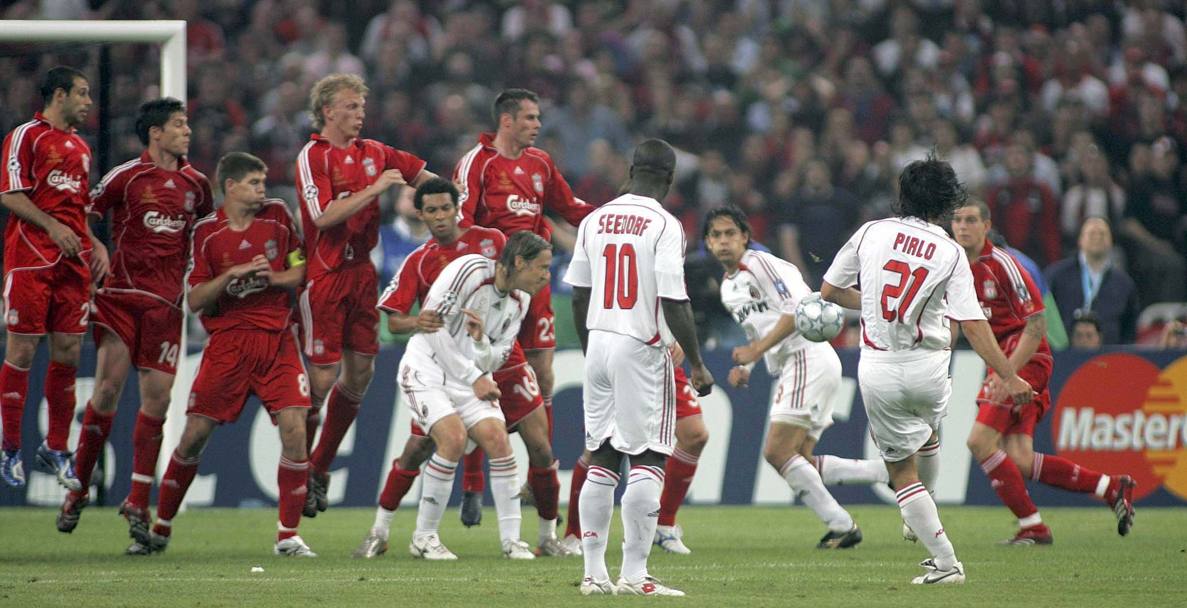 Il bis di Champions firmato Ancelotti passa attraverso la tremenda delusione della finale del 2004/05 persa con il Liverpool. Ad Atene il 23 maggio 2007 arriva la rivincita con i Reds; il pallone con il contagiri di Pirlo raggiunge Inzaghi. E’ il gol che sblocca la partita (Omega).
